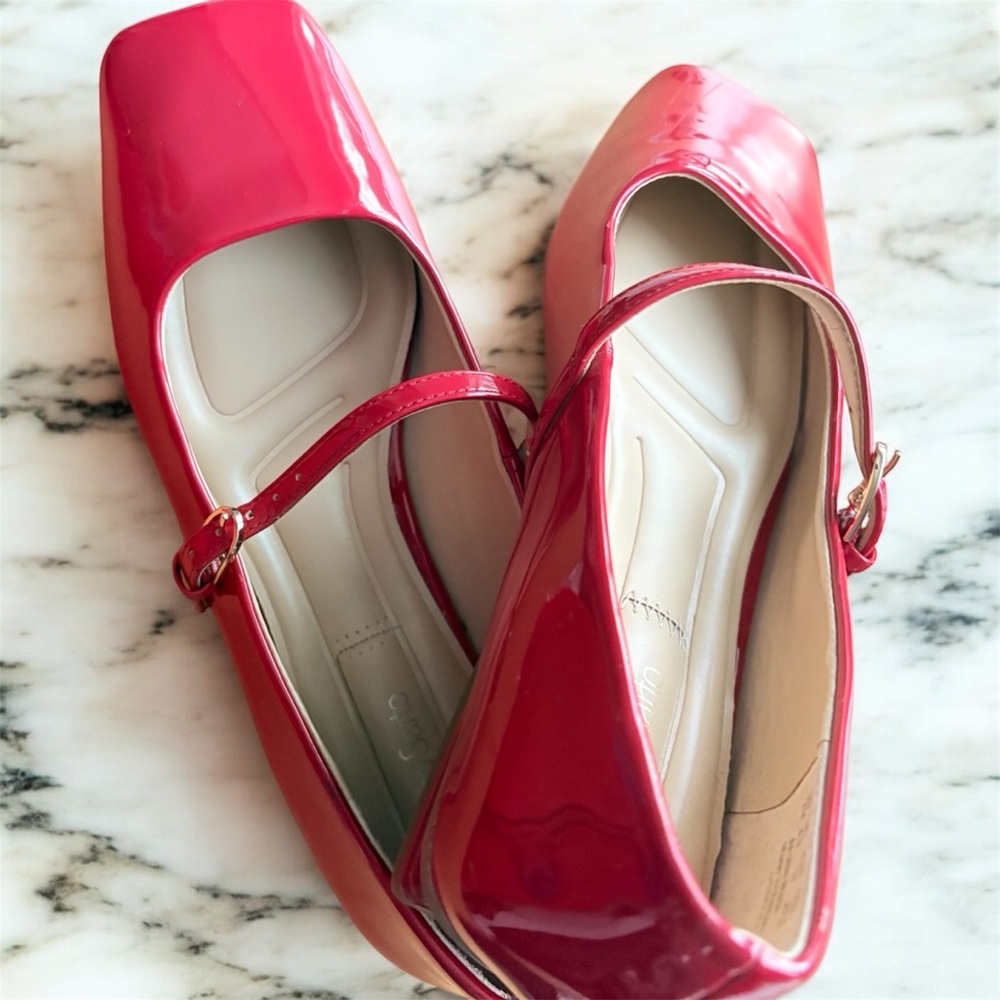 Franco Sarto Red Patent Heels - Picture 2 of 6